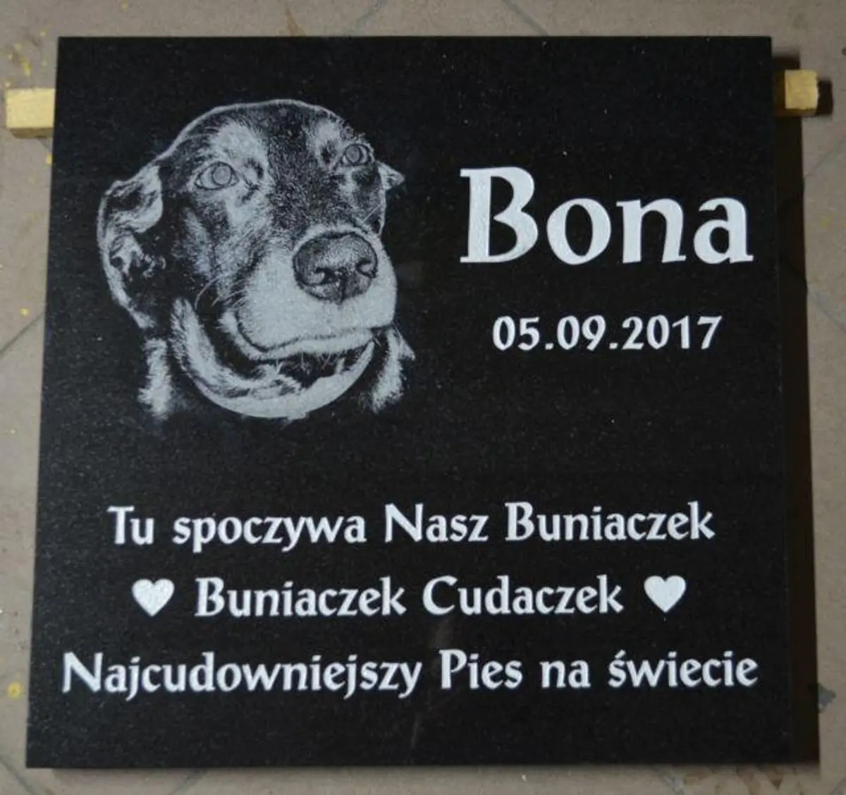 Płyta z wizerunkiem i napisem 30x30