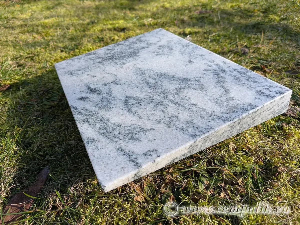 Poduszka Granitowa Nagrobna Viscont White 40x30 cm — Unikalny Naturalny Wzór + Grawer