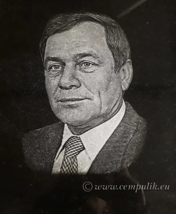 portret grawerowany ze zdjęcia o wielkości 18x12cm